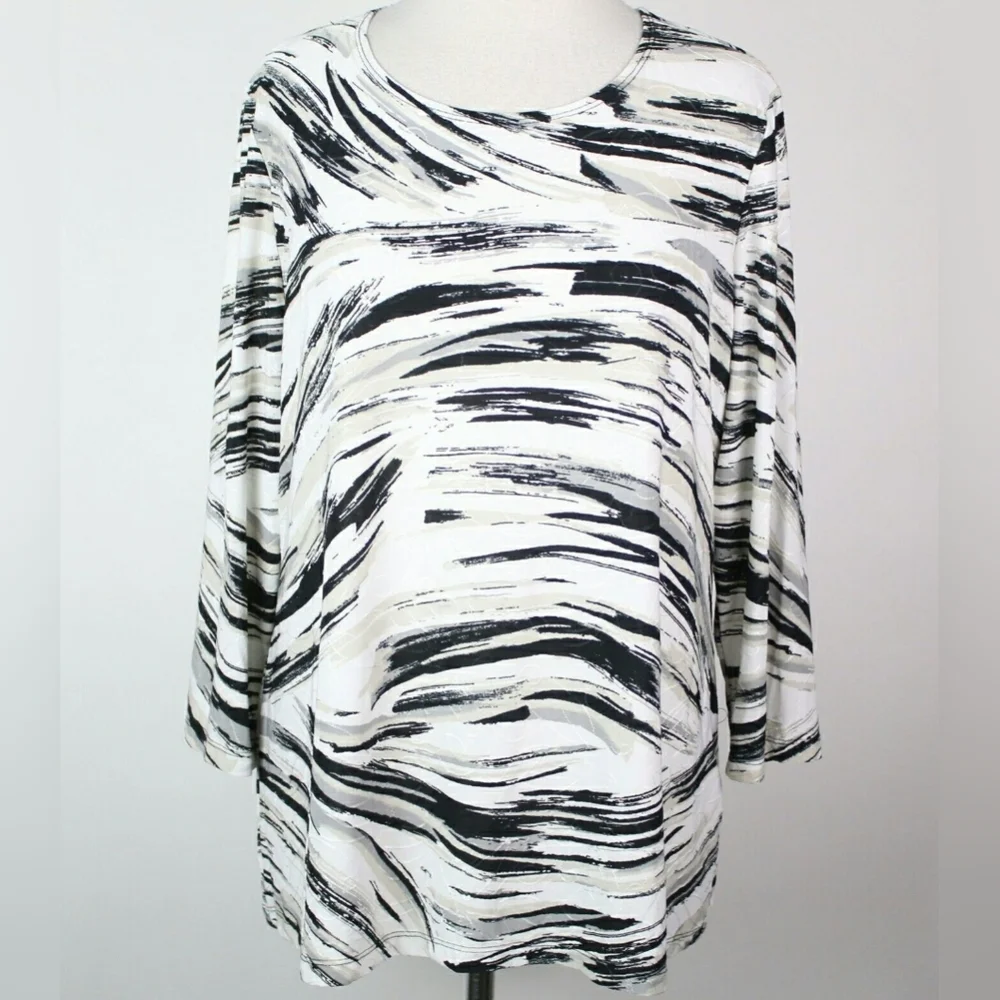 JM Collection Black & White Soft Stretchy Abstract Half Sleeve Top Blouse Size M - Picture 2 of 8